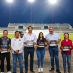 Felicita Carlos Peña Ortiz a Guerreros FC Reynosa por su triunfo en la cancha