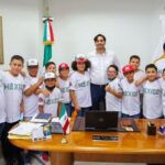 Recibió Carlos Peña Ortiz a peloteritos representantes de Reynosa en Puerto Rico