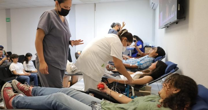 Colabora la UAT en campaña altruista para la donación de sangre