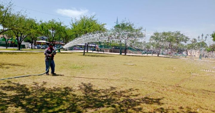 Atiende Gobierno de Reynosa mantenimiento de plazas públicas