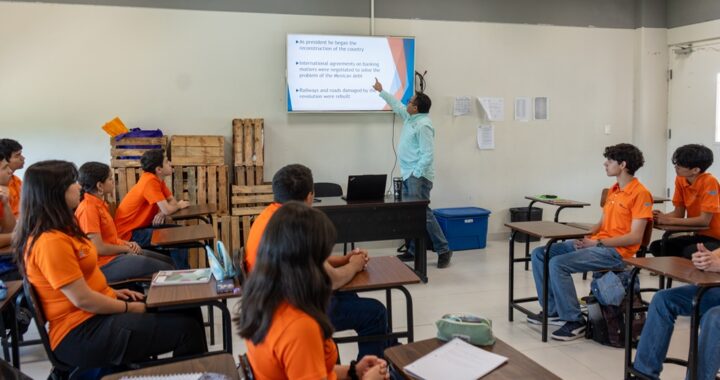 Impulsa la UAT formación bilingüe en la Preparatoria No. 3