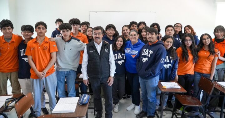 Constató rector logros y avances académicos de la Prepa 3 UAT