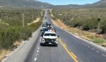 Escolta Guardia Estatal caravana de 250 vehículos de paisanos en la Carretera Federal 101