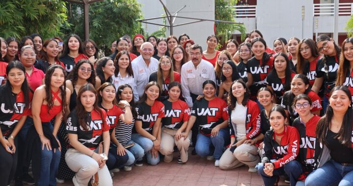 Histórico: la UAT certifica la totalidad de su oferta educativa