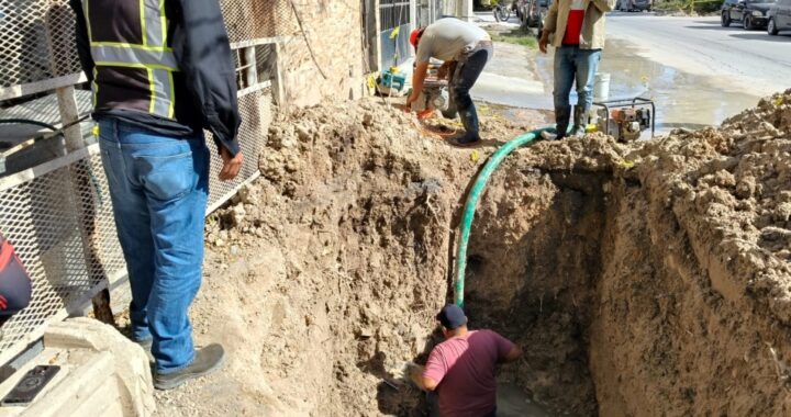 Trabajó COMAPA en reparación de fuga de agua en colonia Voluntad y Trabajo