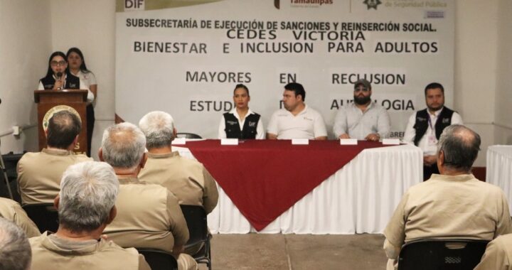 Adultos mayores del CEDES Victoria reciben atención audiológica por parte del DIF Tamaulipas