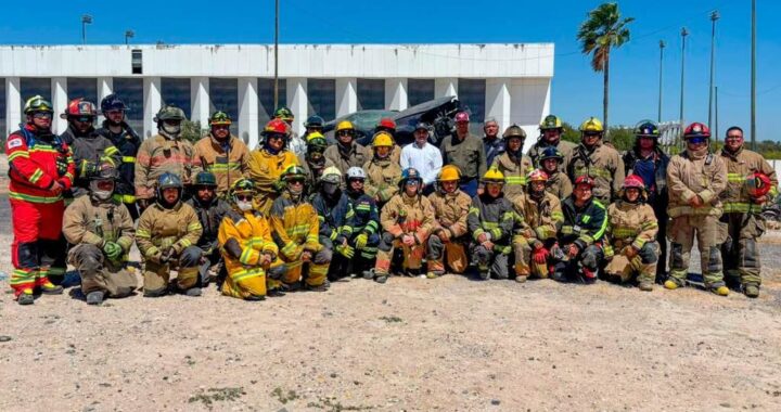 Acompañó Alcalde Carlos Peña Ortiz en Cursos de Capacitación a Protección Civil