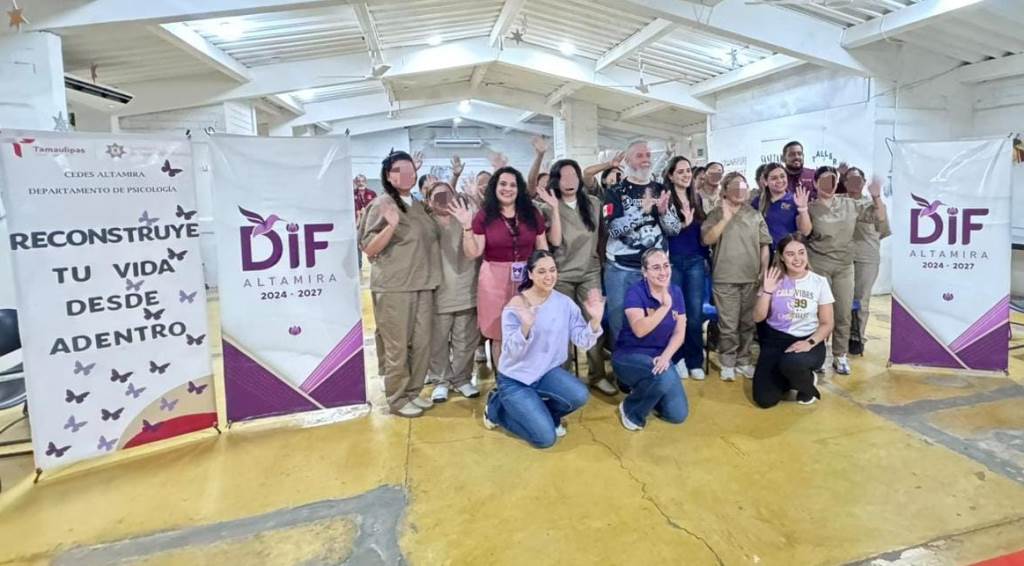 Reciben mujeres privadas de la libertad conferencia “Reconstruye tu vida desde adentro”