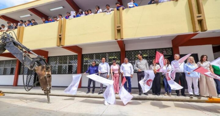 Nueva techumbre escolar es compromiso de Carlos Peña Ortiz con la educación