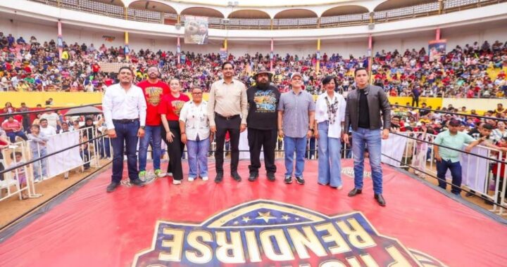 Celebró SIAMARM Día del Niño con Carlos Peña y Brandon Lara