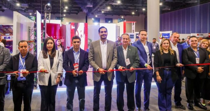 Participó Alcalde Carlos Peña Ortiz en inauguración de Expo Proveedores convocada por INDEX
