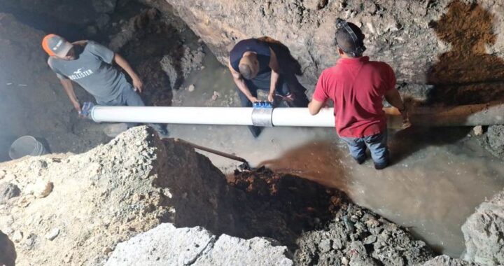 Reparó COMAPA línea de agua potable en Fuentes Sección Lomas