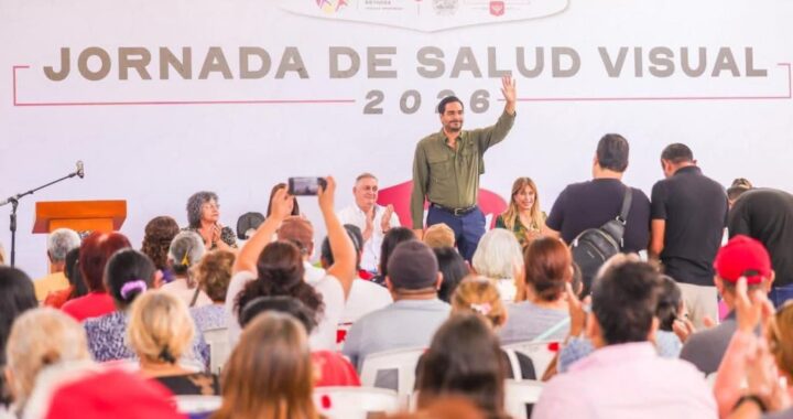 Beneficiaron DIF y Gobierno de Carlos Peña Ortiz a pacientes con deficiencia visual