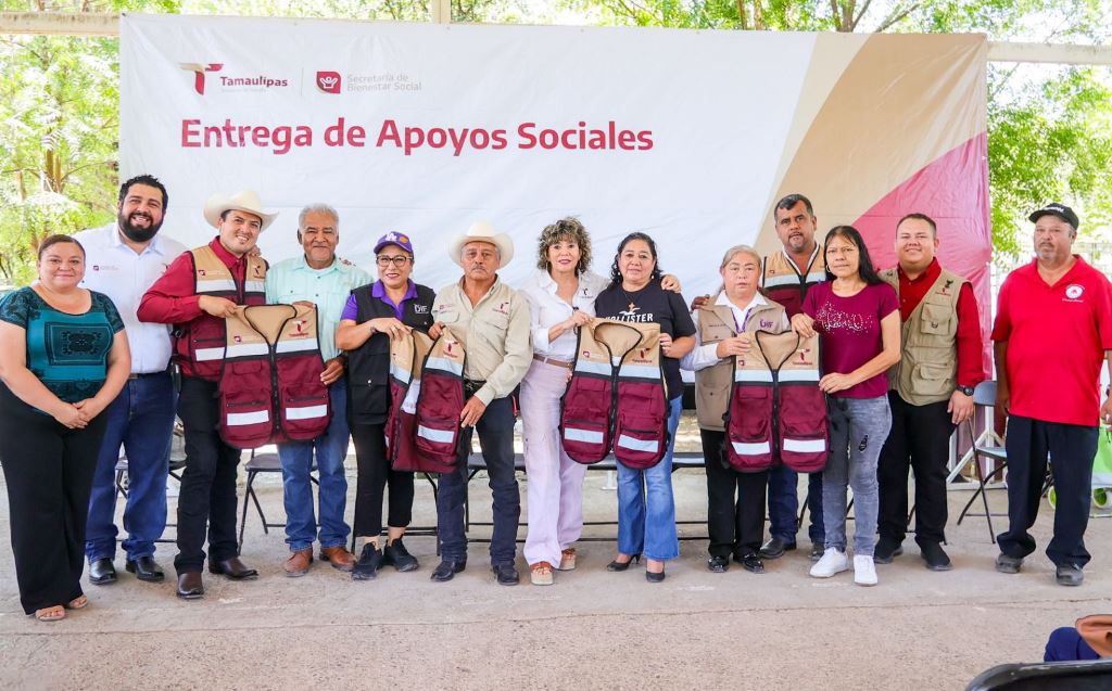 Entrega SEBIEN apoyos sociales en Güémez