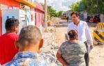 Verificó Carlos Peña Ortiz pavimentación en calle Emilio Portes Gil para asegurar calidad de la obra
