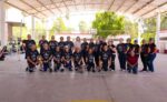 Entrega DIF-Reynosa nuevos uniformes a equipo de cachibol de Casa Club