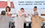 Brigada del IDPET brinda atención jurídica a adultos mayores en el CEDES