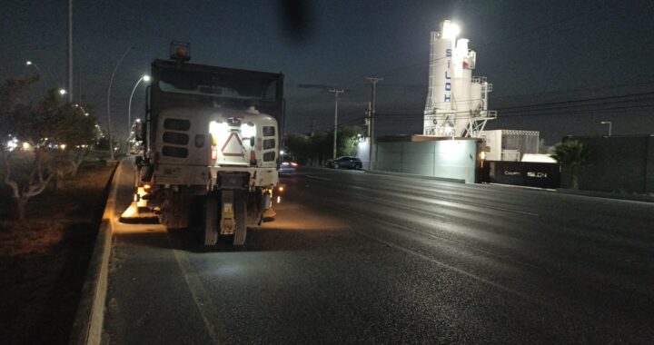 Trabaja Servicios Públicos jornada nocturna de limpieza en el libramiento Matamoros-Monterrey