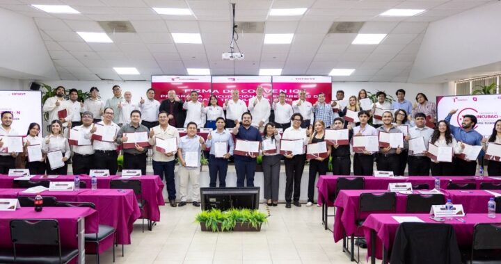 Becan a estudiantes de la UAT para el desarrollo de proyectos de base tecnológica
