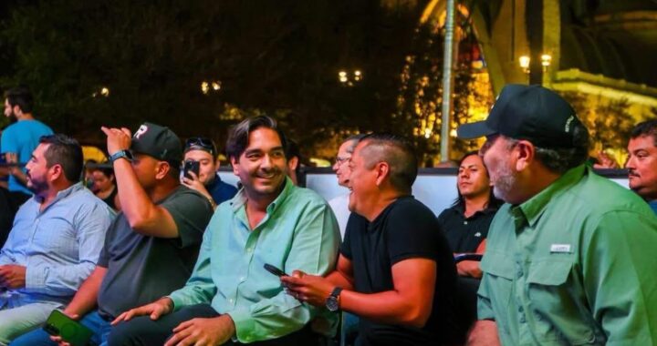 Vivieron reynosenses noche histórica de la WFC México con el Alcalde Carlos Peña Ortiz