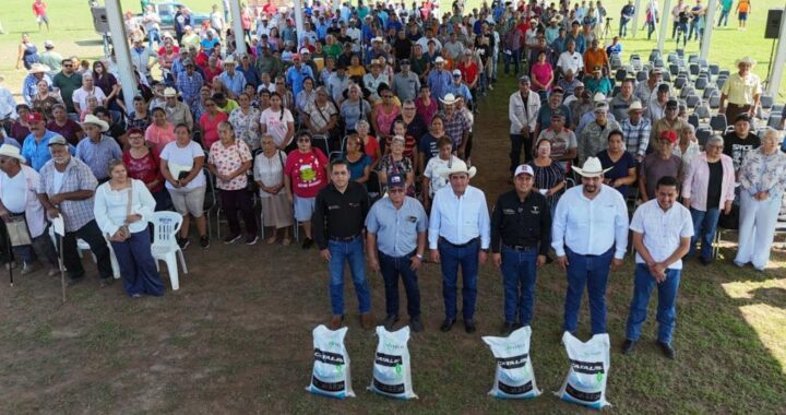 Fortalece Tamaulipas el sector citrícola con la entrega de más de 183 toneladas de fertilizante
